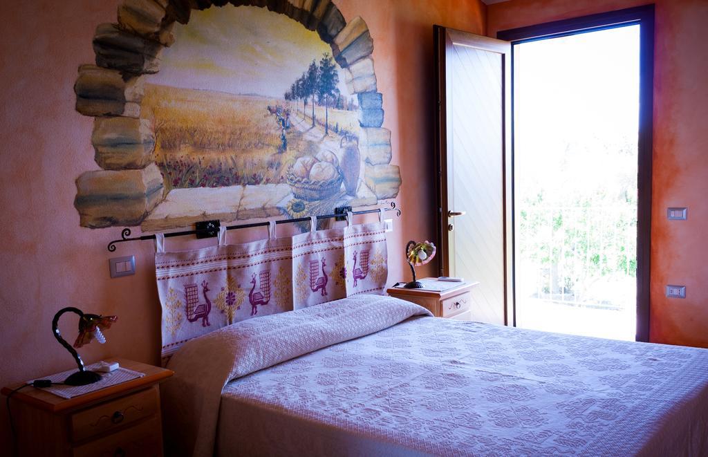 Agriturismo Le Vigne Ducali Мандас Экстерьер фото